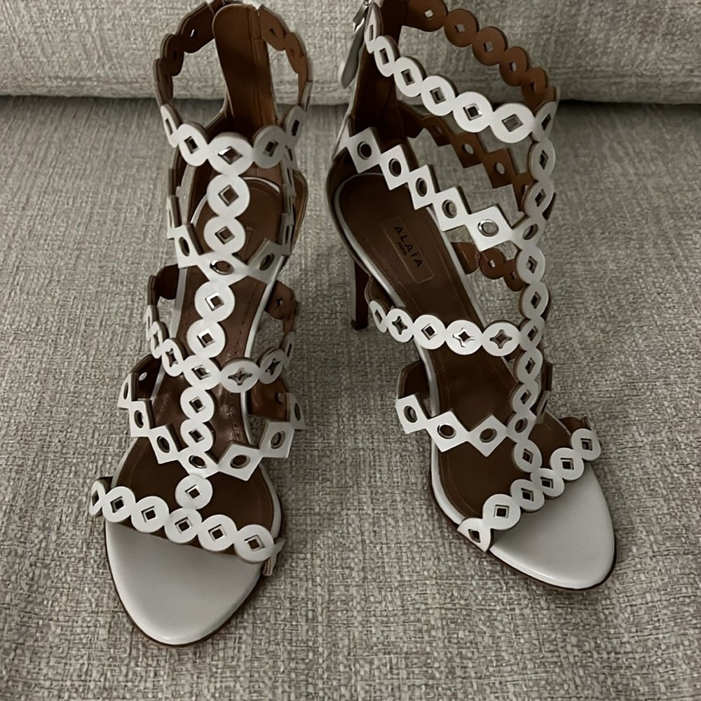 Alaia White Leather Caged stilettos heels shoes 36.5